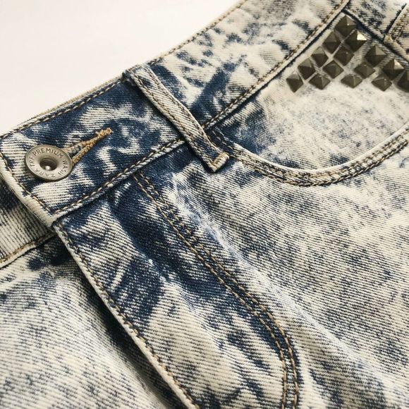 Zara Studded Acid Wash Shorts - Picture 5 of 5
